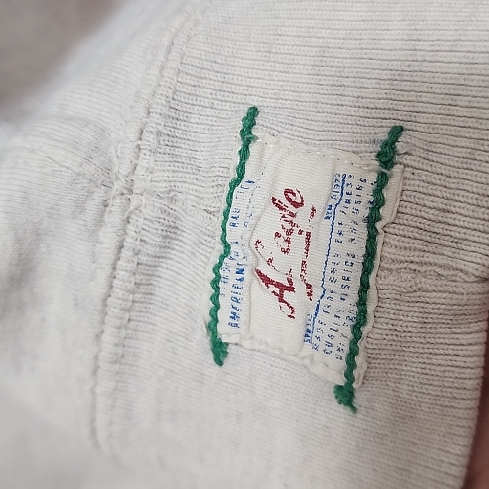 American Eagle Outfitters Pullover - Picture 3 of 7